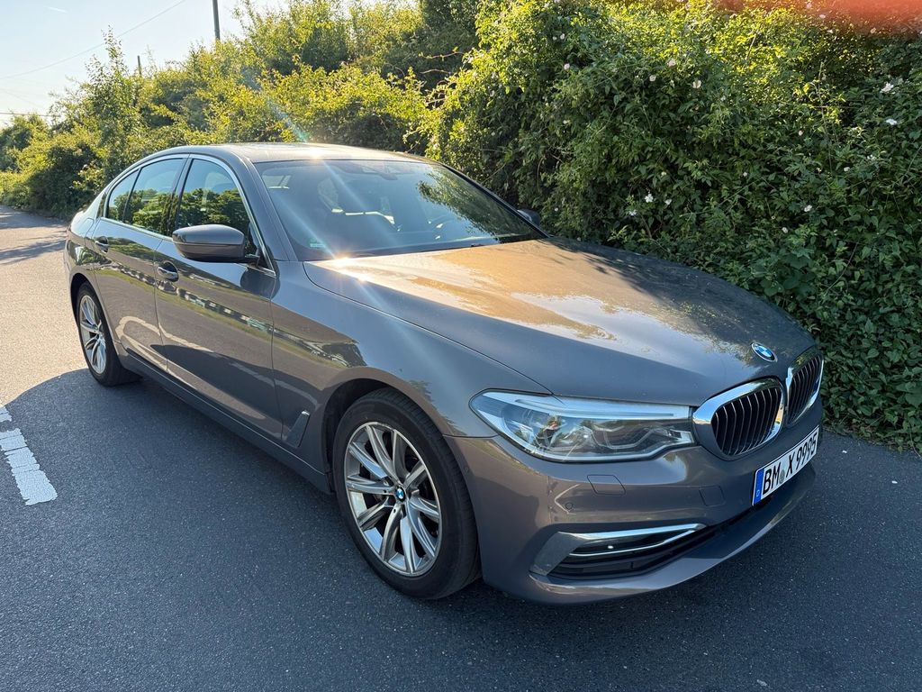 Image of BMW 540
