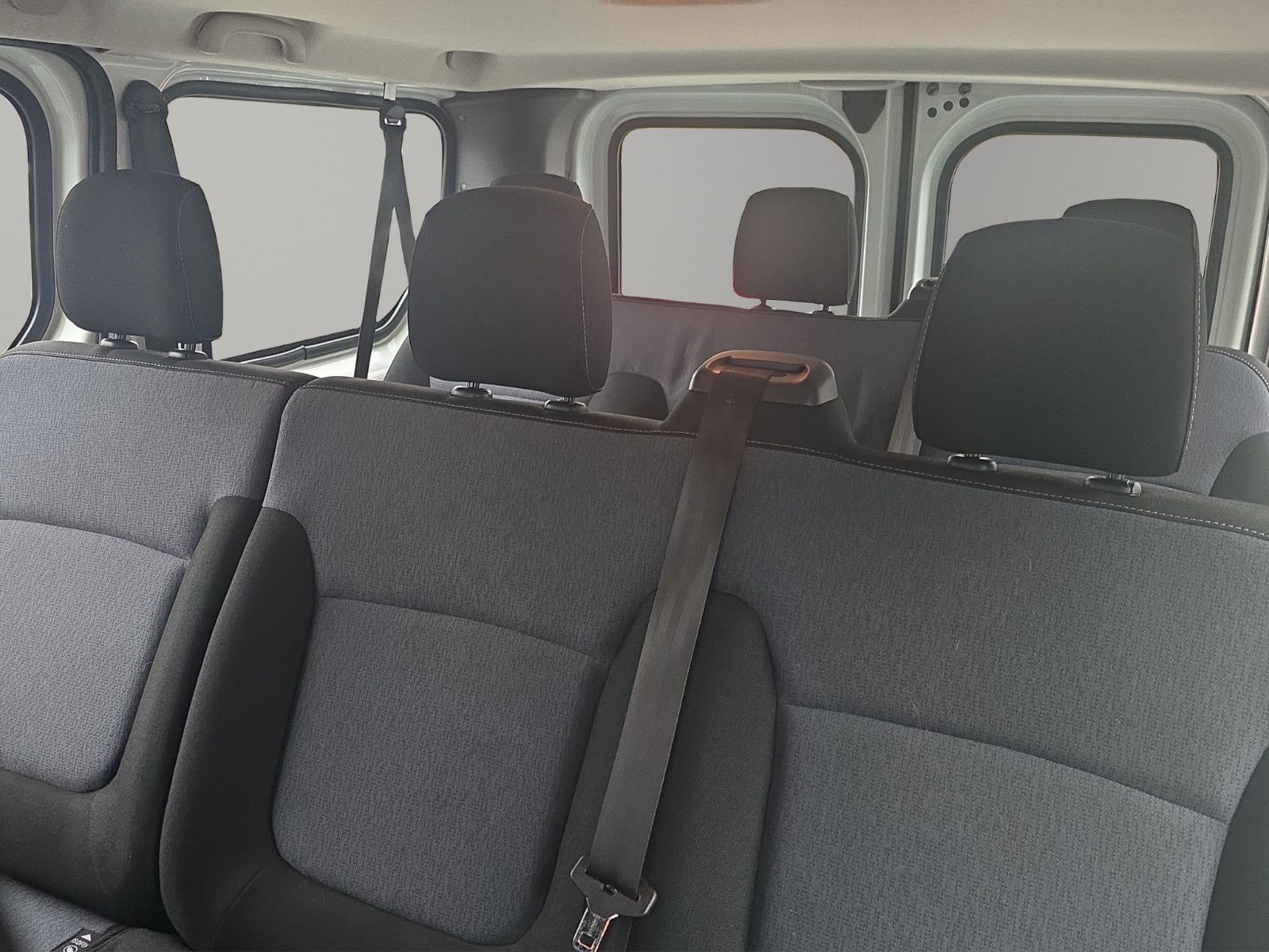Fahrzeugabbildung Opel Vivaro B Kombi Aus 1.Hand 9-Sitze Klima Tempomat