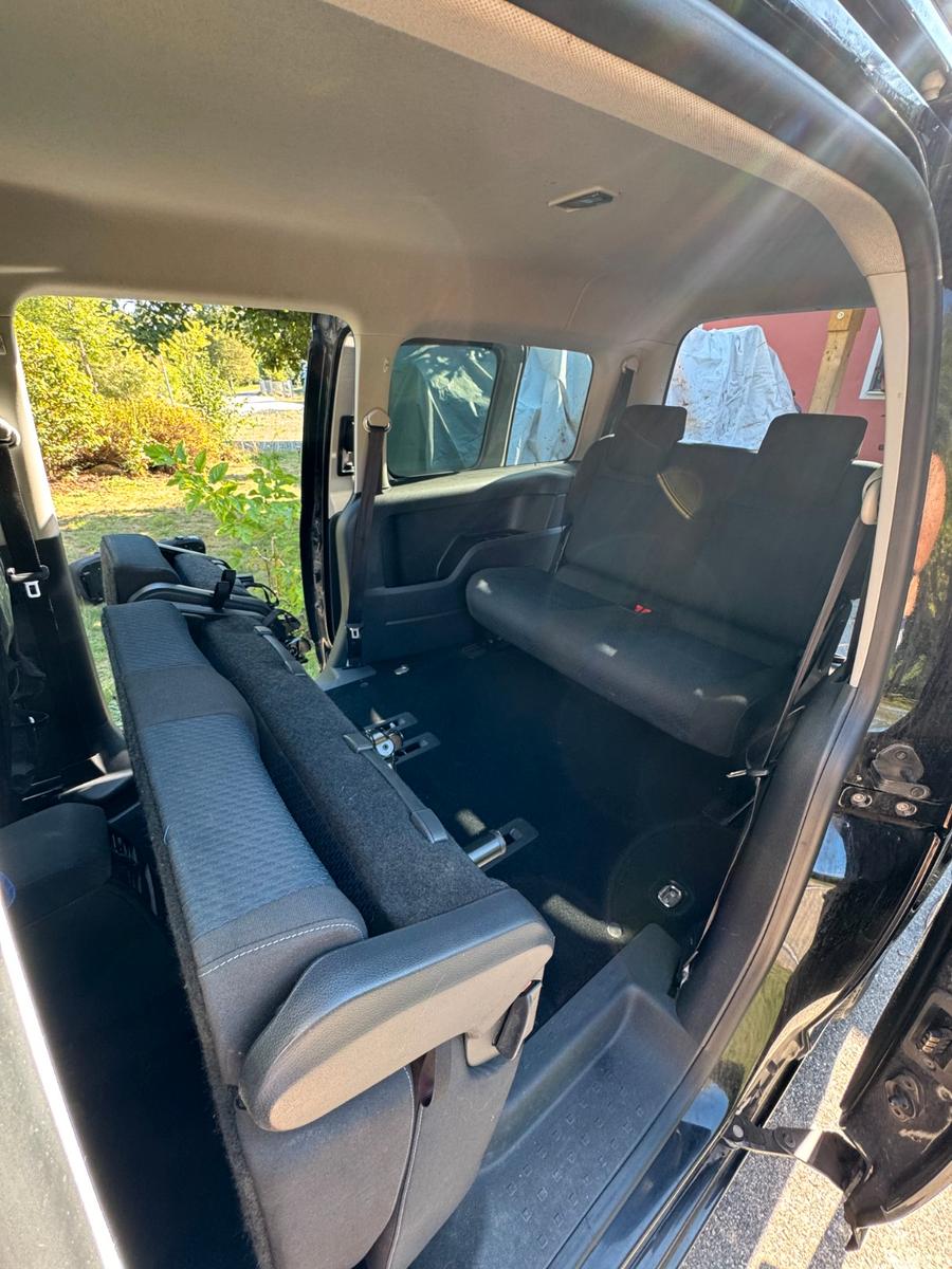 Volkswagen Caddy Maxi 2,0 TDI  BMT Trendline 7 Sitz.