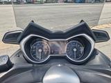 Yamaha Xmax 125 - YAMAHA XMAX 125