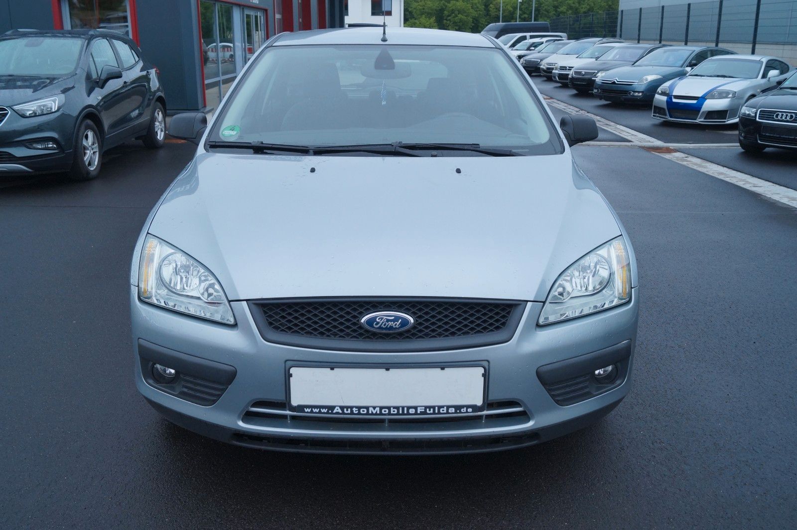 Fahrzeugabbildung Ford Focus Lim. Trend
