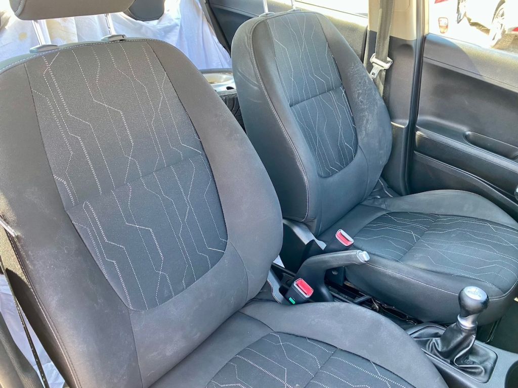 Fahrzeugabbildung Kia Picanto 1.0 AAC ZV SHZ FREISPRECH ALU RADIO