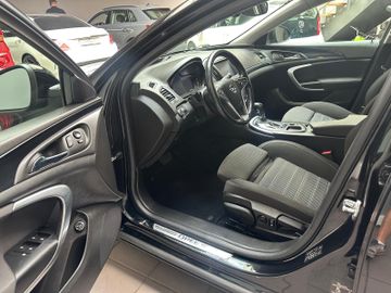 Opel Insignia - 11