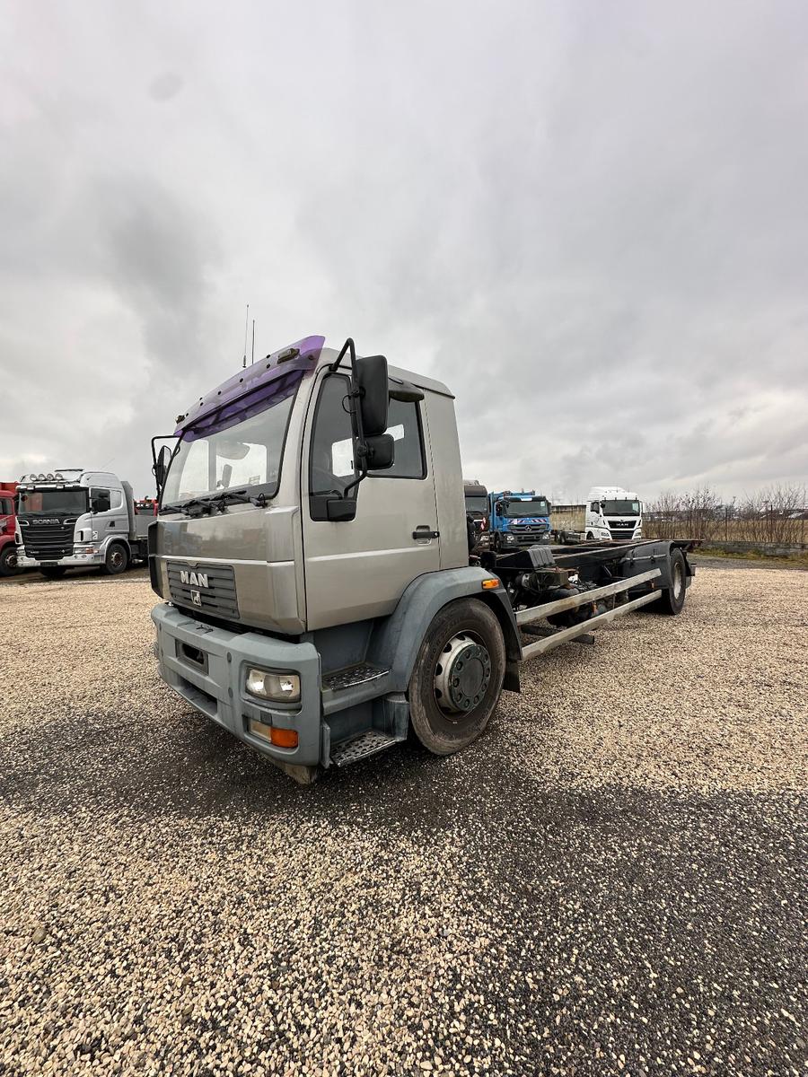 MAN L89 Spier Hydr. Hubrahmen