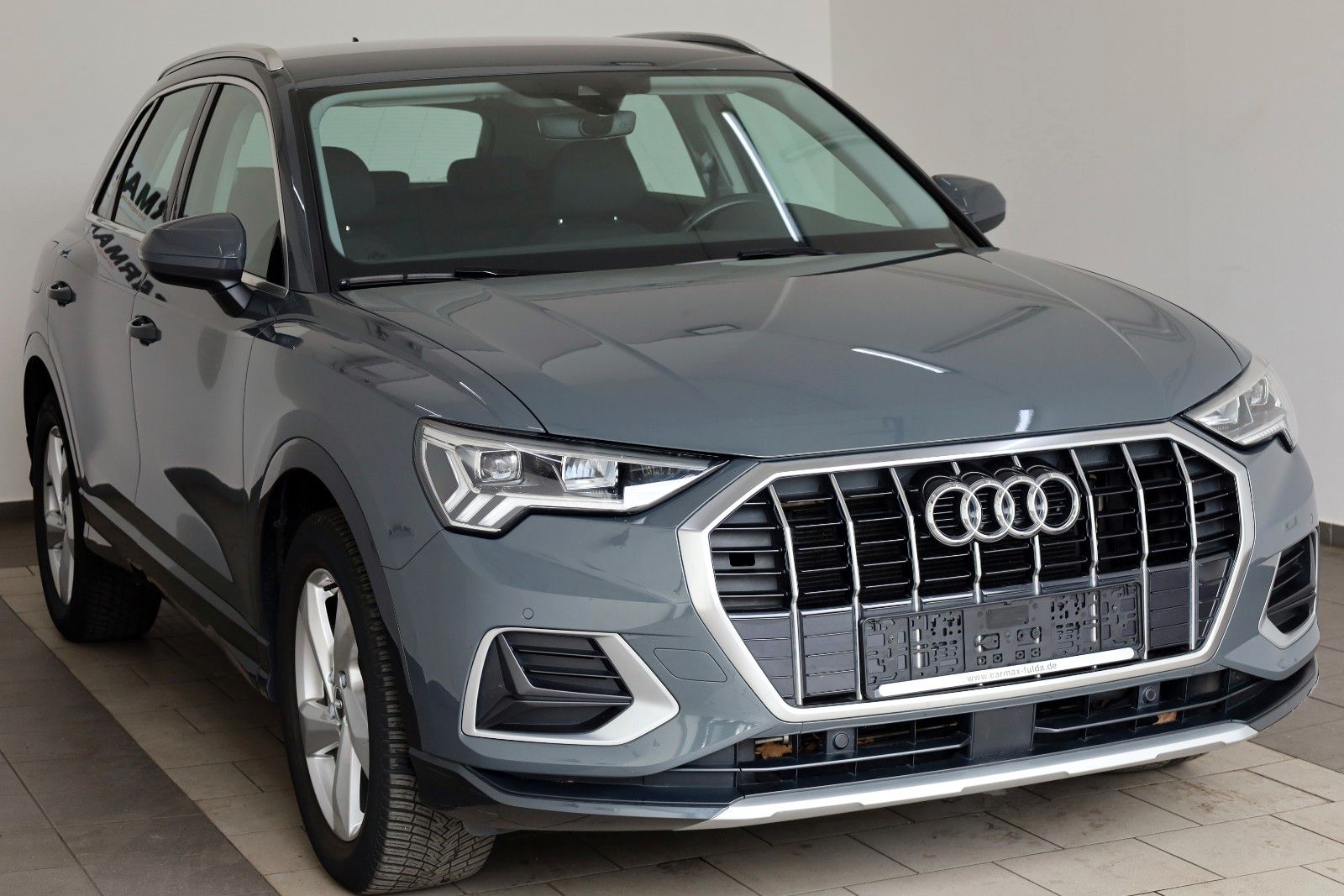 Fahrzeugabbildung Audi Q3 35 TFSI advanced,Navi,SH,PDC,8fach bereift