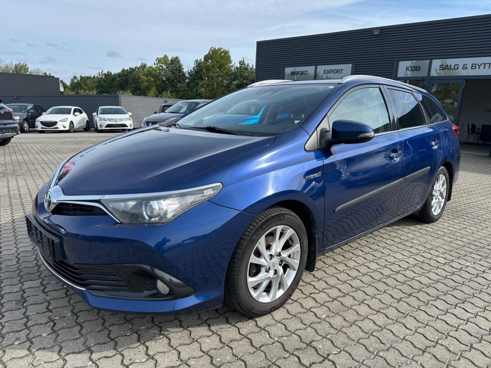 Toyota Auris Touring Sports Hybrid TOP!!! NR:2737