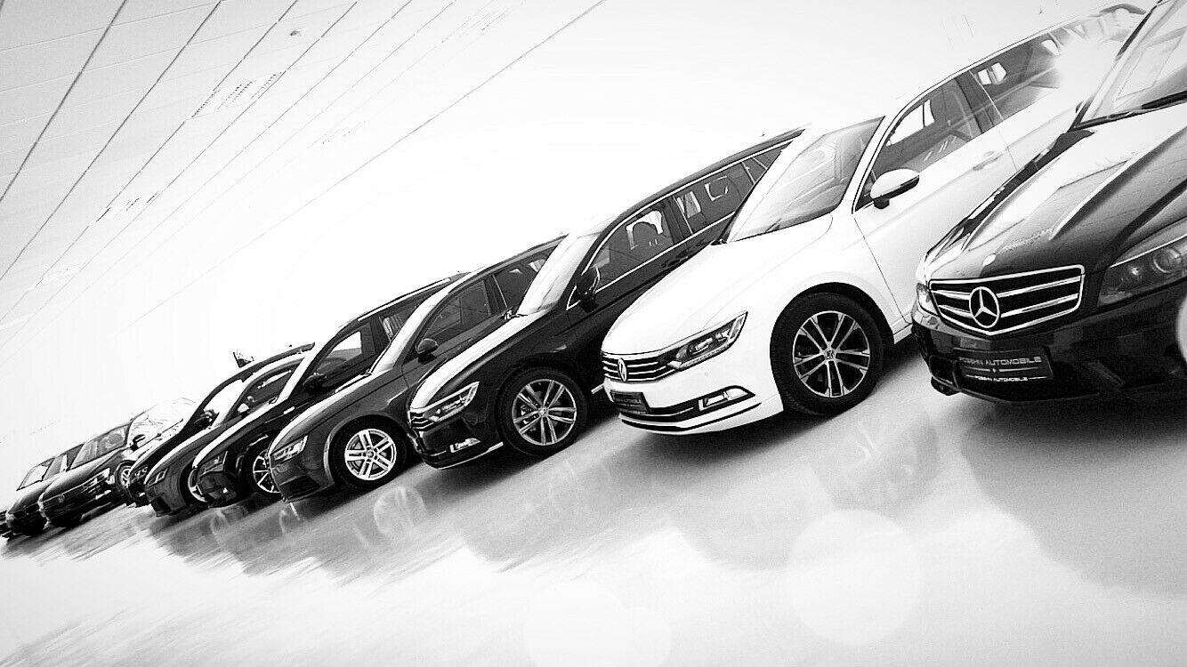 showroom-image-top