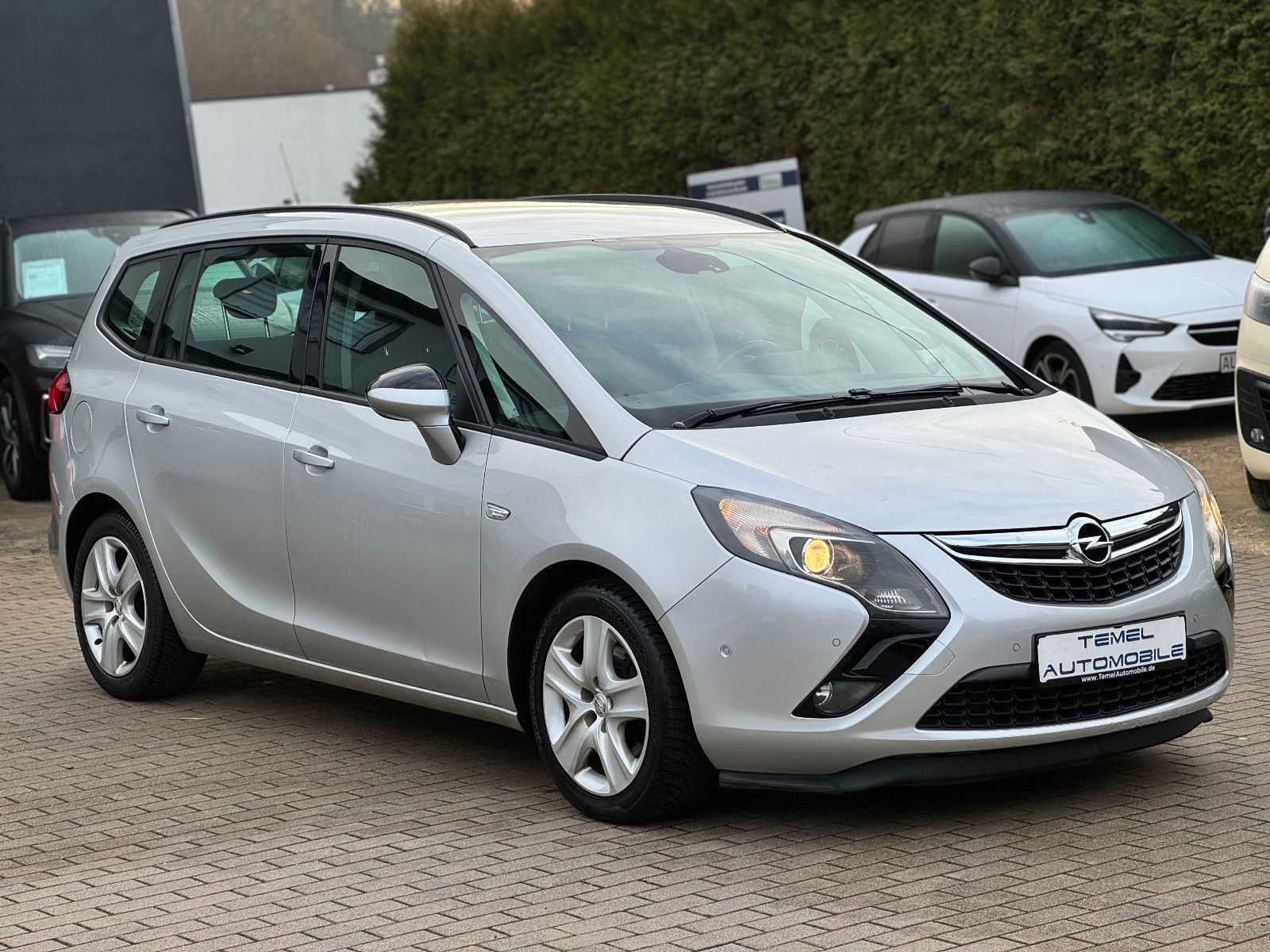 OPEL Zafira Tourer, 2011, Benzin, 140 PS