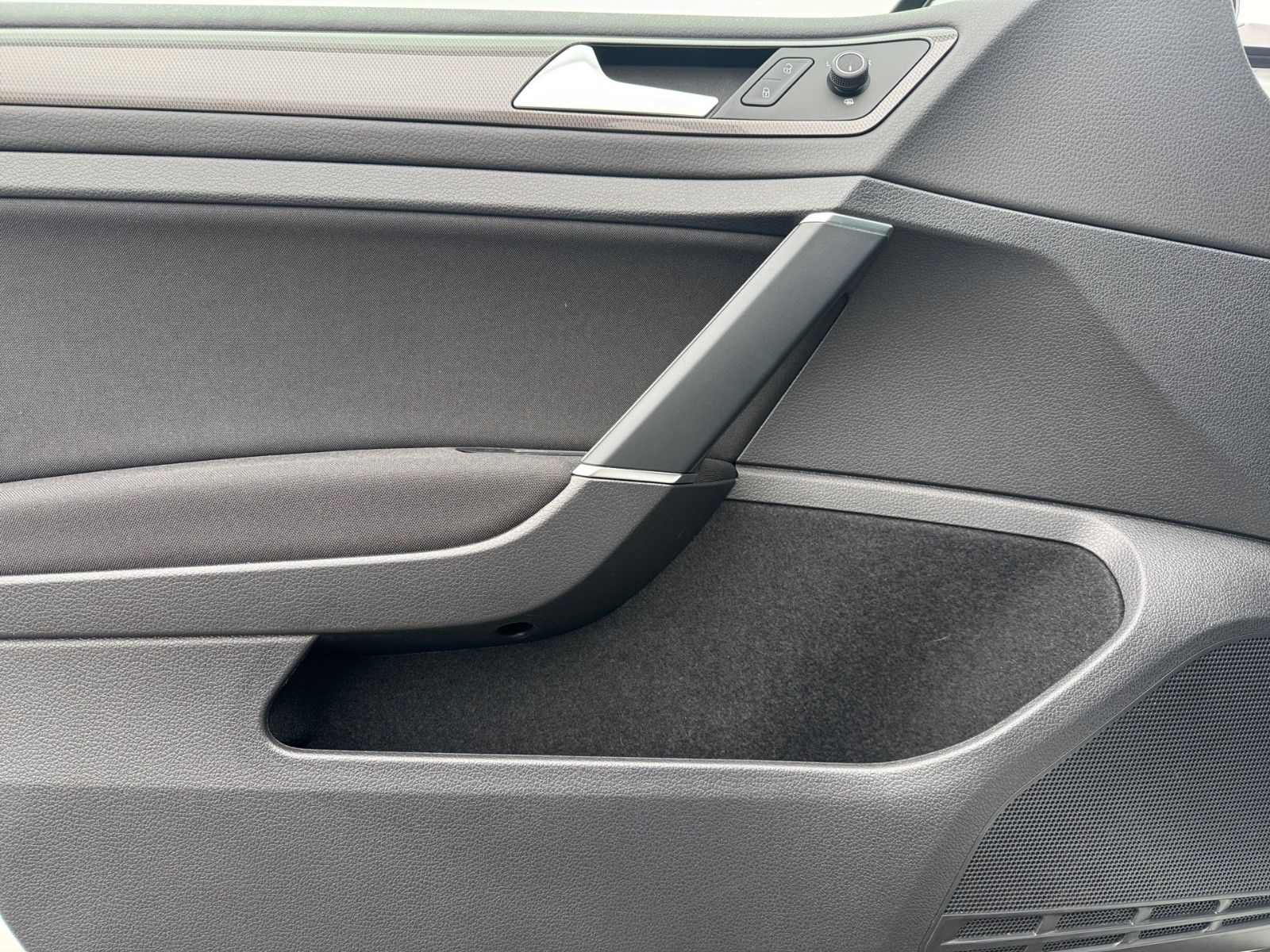 Fahrzeugabbildung Volkswagen Golf VII Lim. IQ.DRIVE