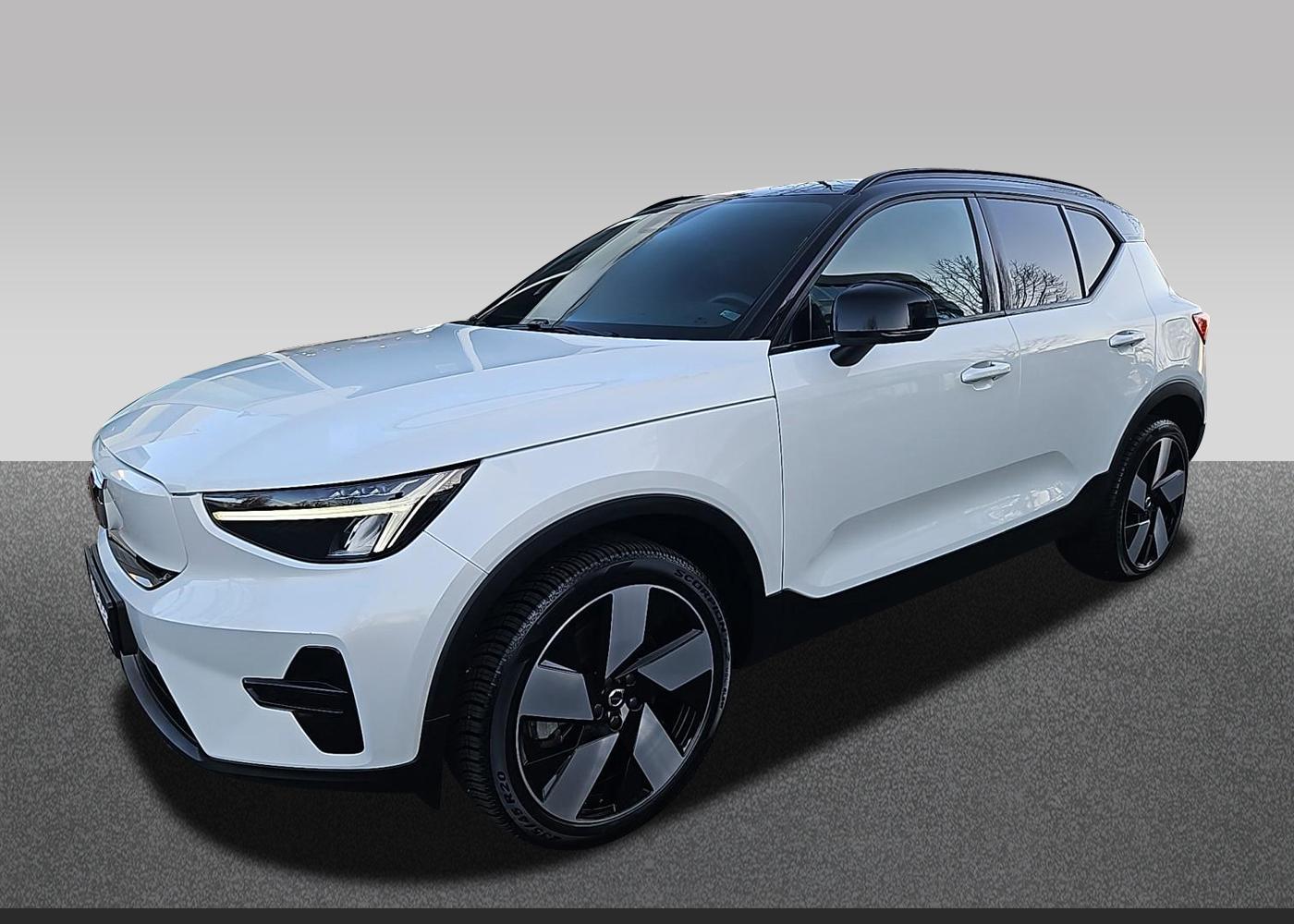Volvo XC40 Plus Pure Electric /Garantie/ Zertifikat B.