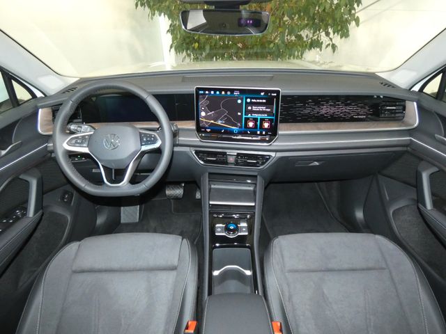 Tayron 1.5 eTSI OPF DSG Elegance AHK 7 SITZER