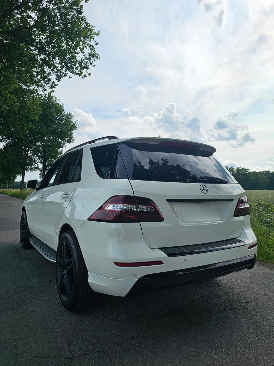 Mercedes-Benz ML 350 BlueTEC 4MATIC AMG Line