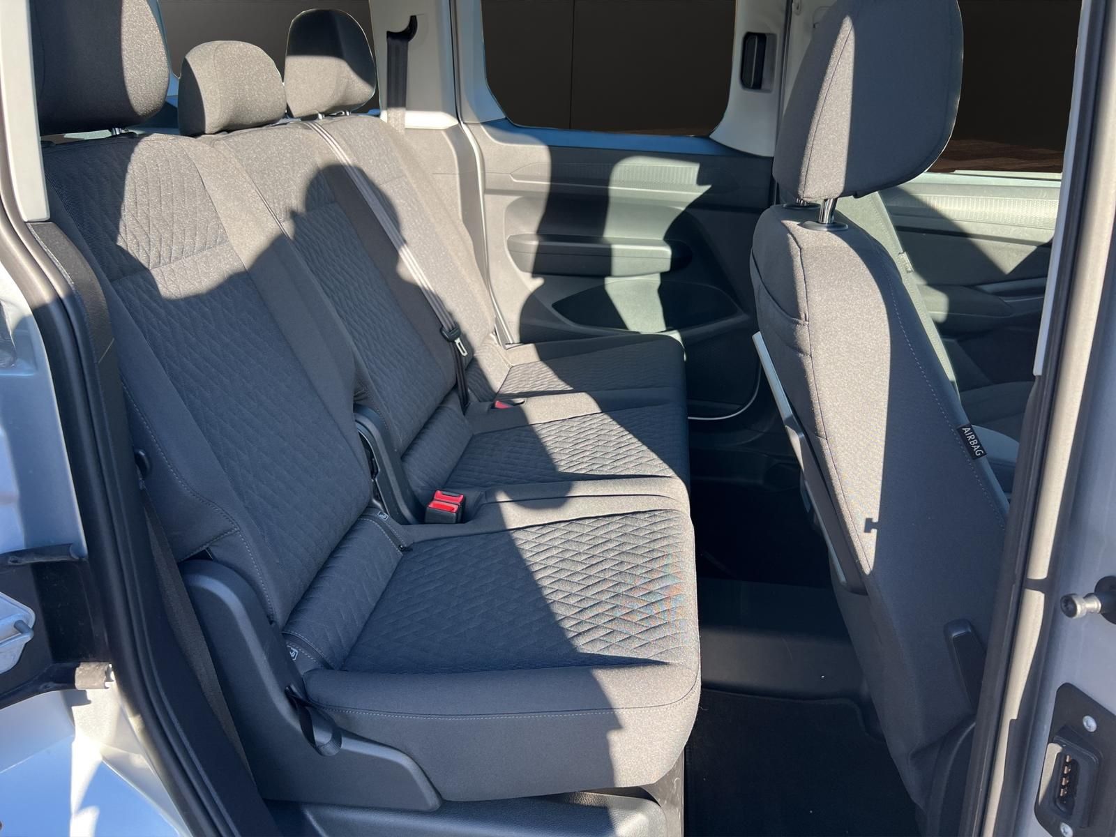 Caddy Life 1.5 TSI NAVI  Winter-Paket PDC v+h