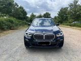 BMW X5 xDrive40i Laser M-SportP HUD StandHZG Pano - BMW X5 Gebrauchtwagen in Wiesbaden