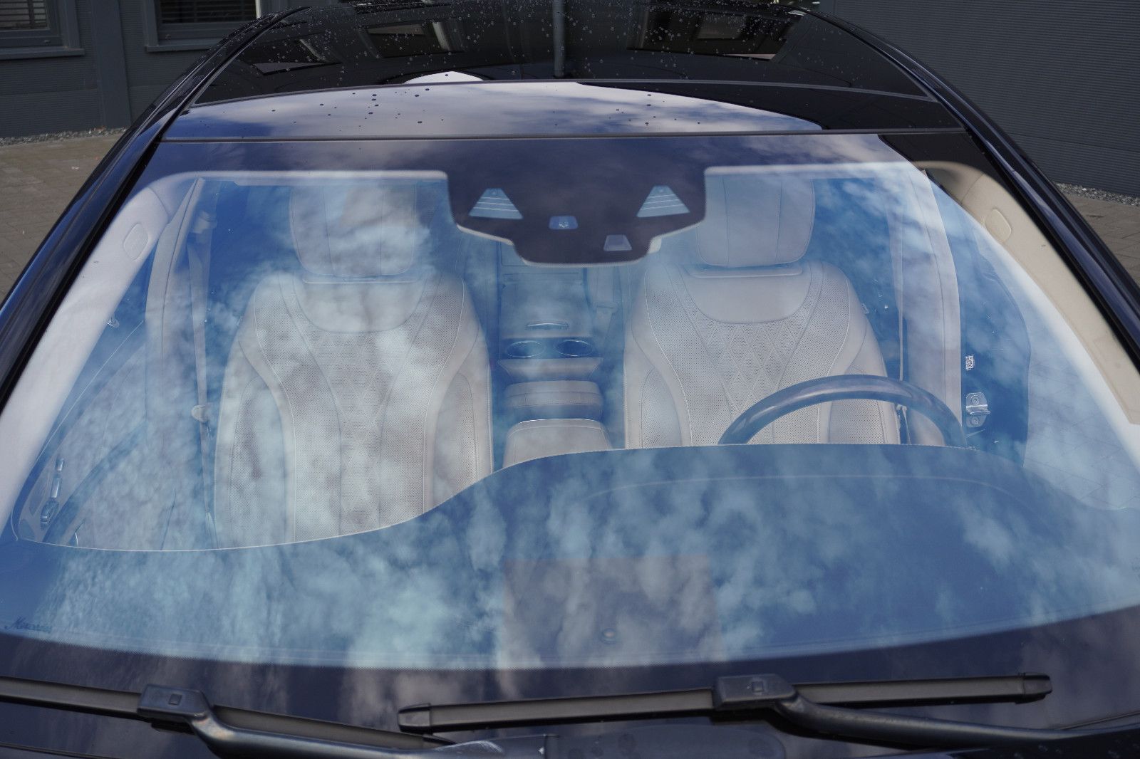 Fahrzeugabbildung Mercedes-Benz S 560 4Matic L