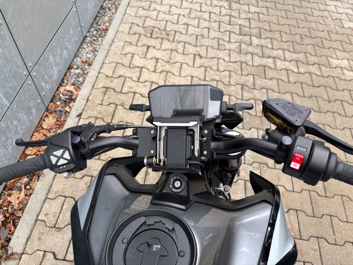 Fahrzeugabbildung KTM 790 Duke Akrapovic viel Zubehör