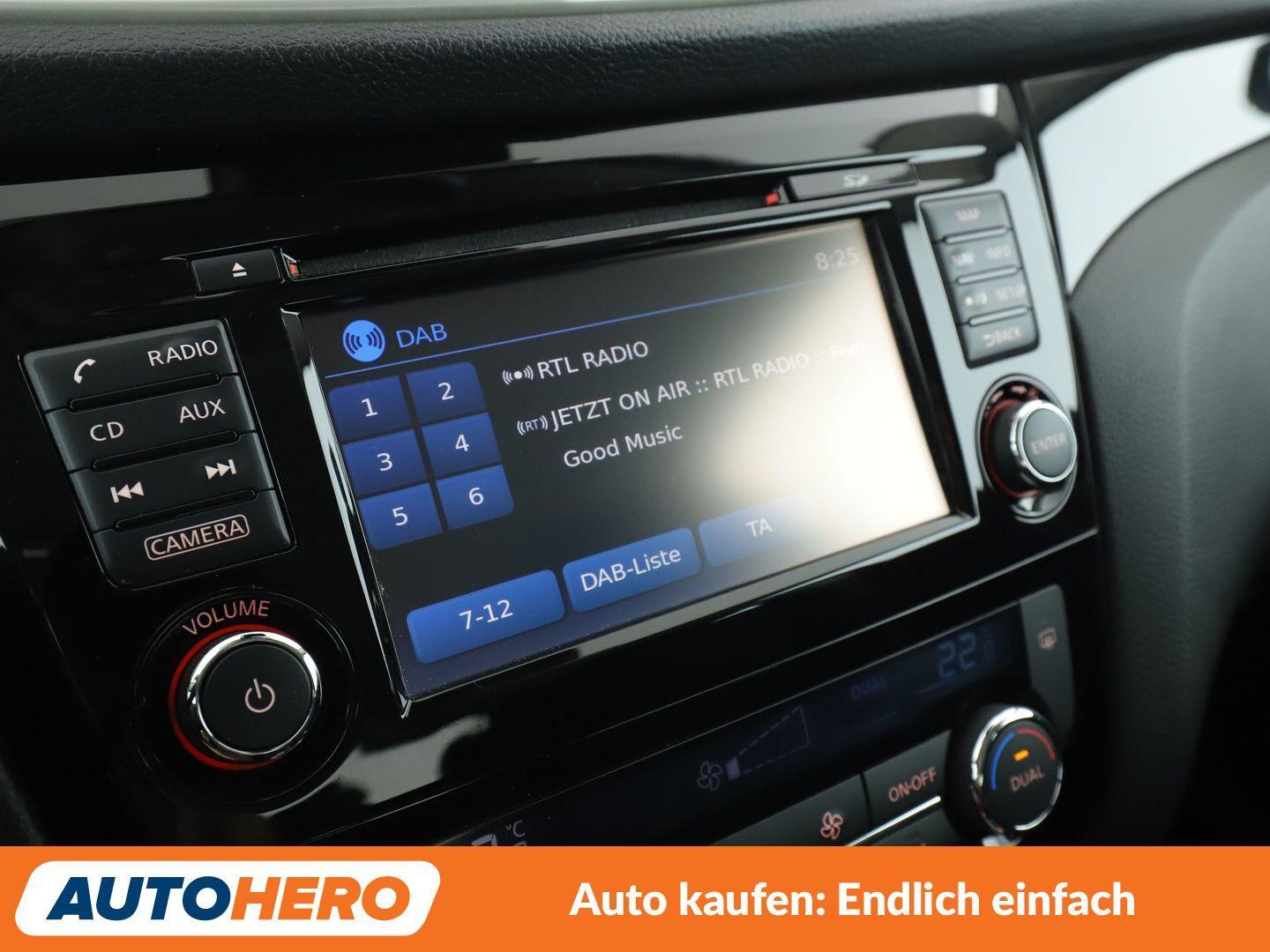 Nissan Qashqai 1.2 Acenta Aut.*NAVI*CAM*SPUR*PDC*SHZ*