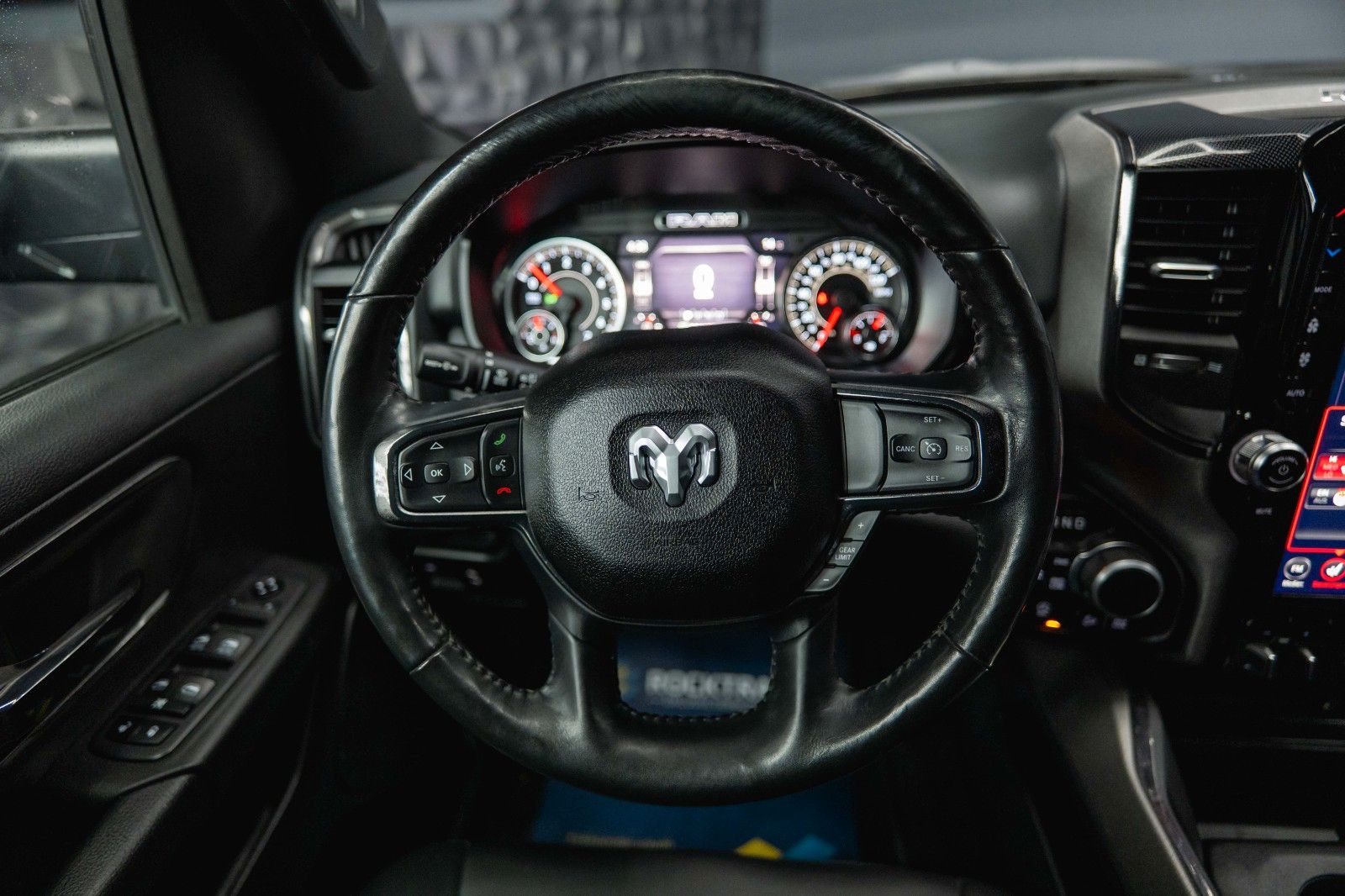 Fahrzeugabbildung Dodge RAM 5.7 V8 HEMI 4x4 Built to Serve LONG AxleLock