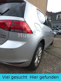 Volkswagen Golf - 8