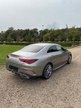 Mercedes-Benz CLA 180 AMG/19 Zoll/Garantie/Service B + TÜV NEU - mit Benzin-Antrieb: Coupe, Silber, Garantie
