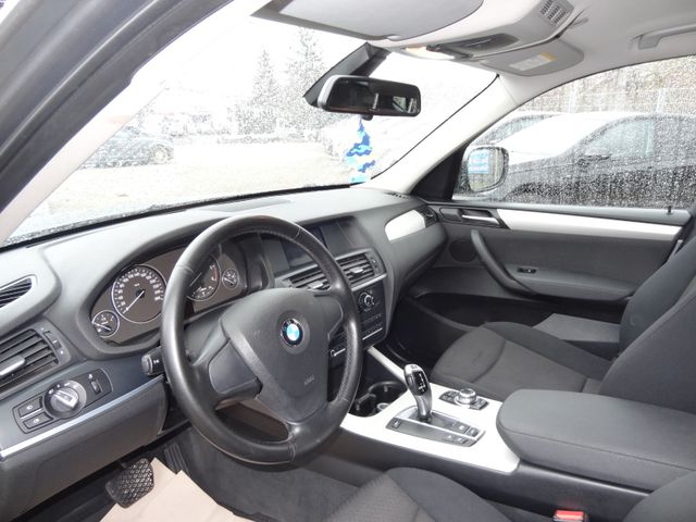 Fahrzeugabbildung BMW X3 xDrive20d/4x4/Automatik/Bi-Xenon/AHK/
