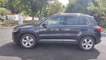 Volkswagen Tiguan - 9