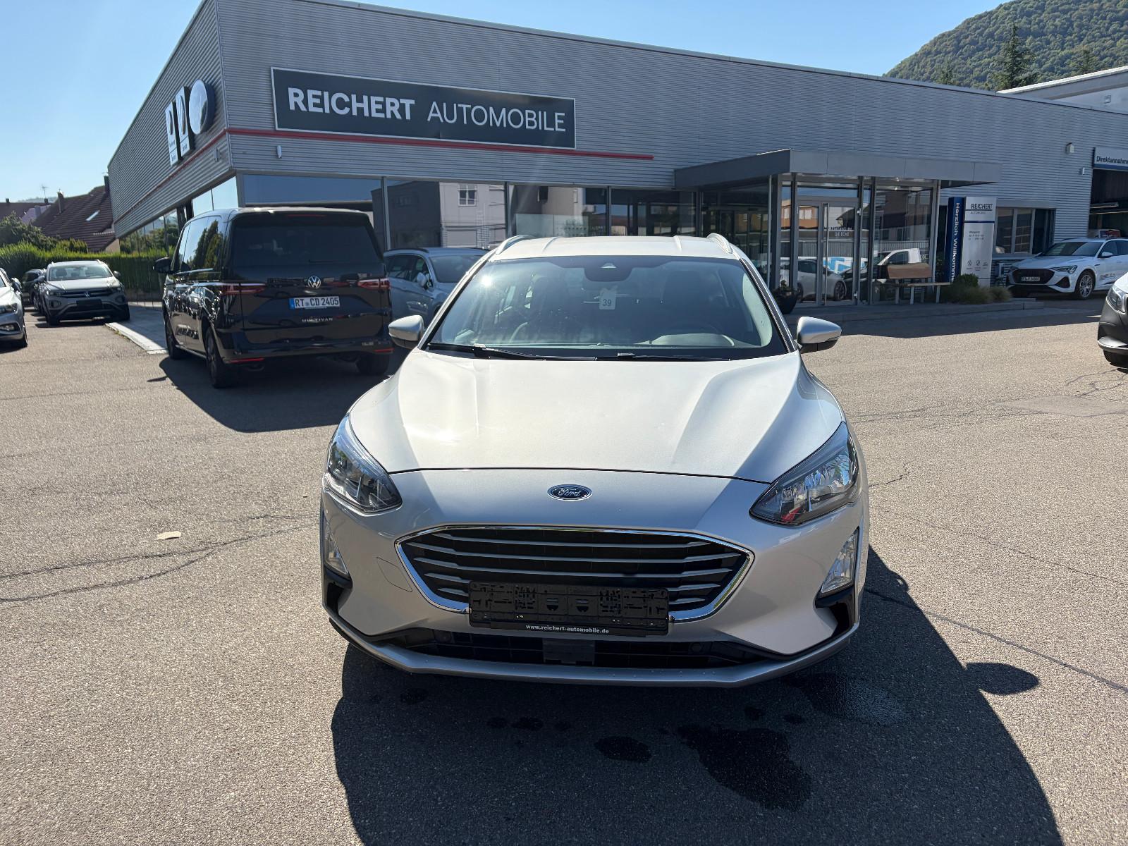 Ford Focus Cool & Connect 125PS Automatik