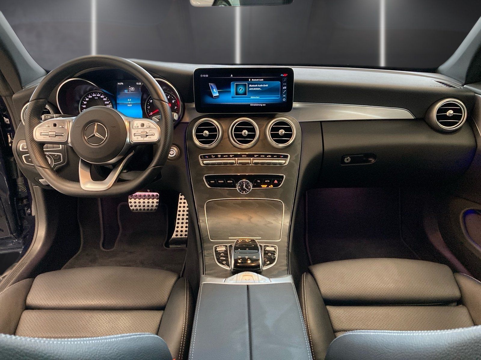 Fahrzeugabbildung Mercedes-Benz C 300 AMG*360°*Distronic*Head-Up*Totwinkel*LED*