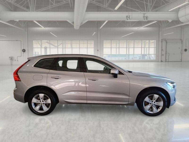 Volvo VOLVO XC60 B4 D AWD AUTOMATICO CORE SUV imagem 3