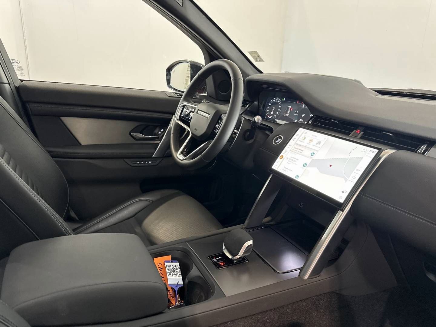 Fahrzeugabbildung Land Rover Discovery Sport Dynamic SE AWD Pano ACC Memory