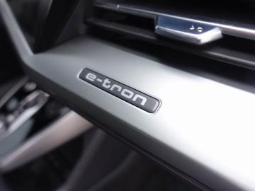 صورة مصغرة 20 لـ 2024 AUDI Q4 E-TRON