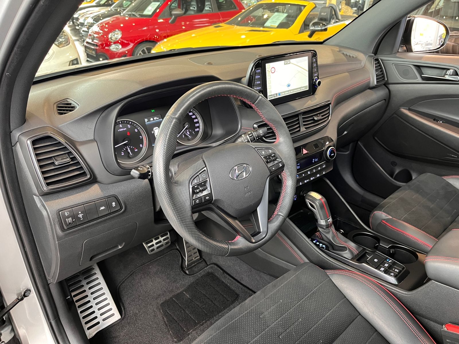 Fahrzeugabbildung Hyundai TUCSON N Line 2WD PANO LED NAVI ALU