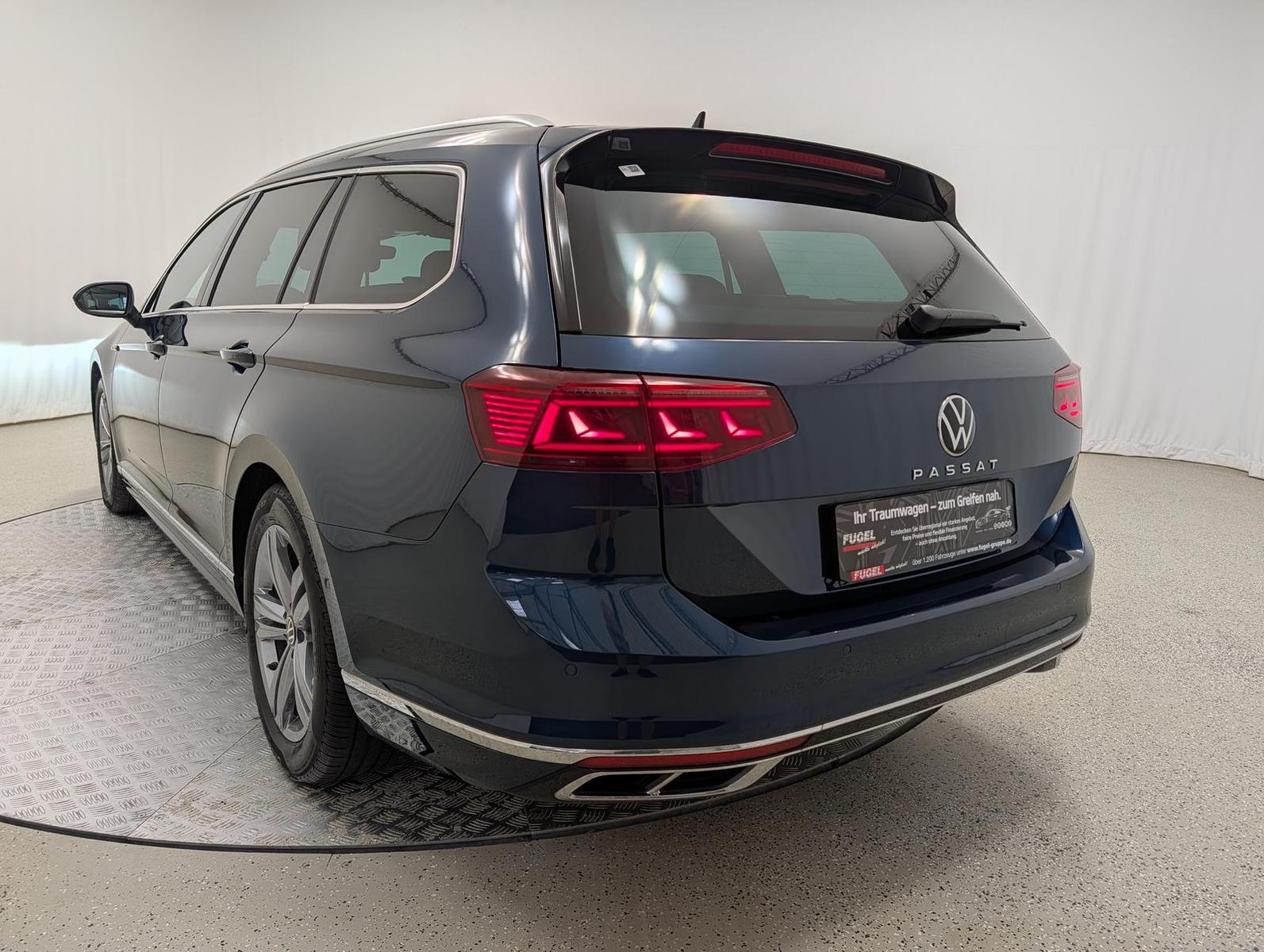 Volkswagen Passat 2.0 TDI DSG R-LINE AHZV IQ.Drive, миниатюра 5
