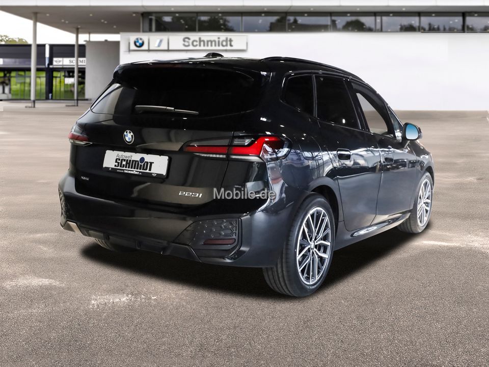 BMW 223 Active Tourer - Bild 2