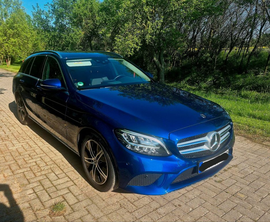 Image of Mercedes-Benz C 220