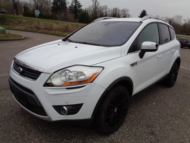 Ford Kuga Titanium 2,5T 4x4 Standheizung