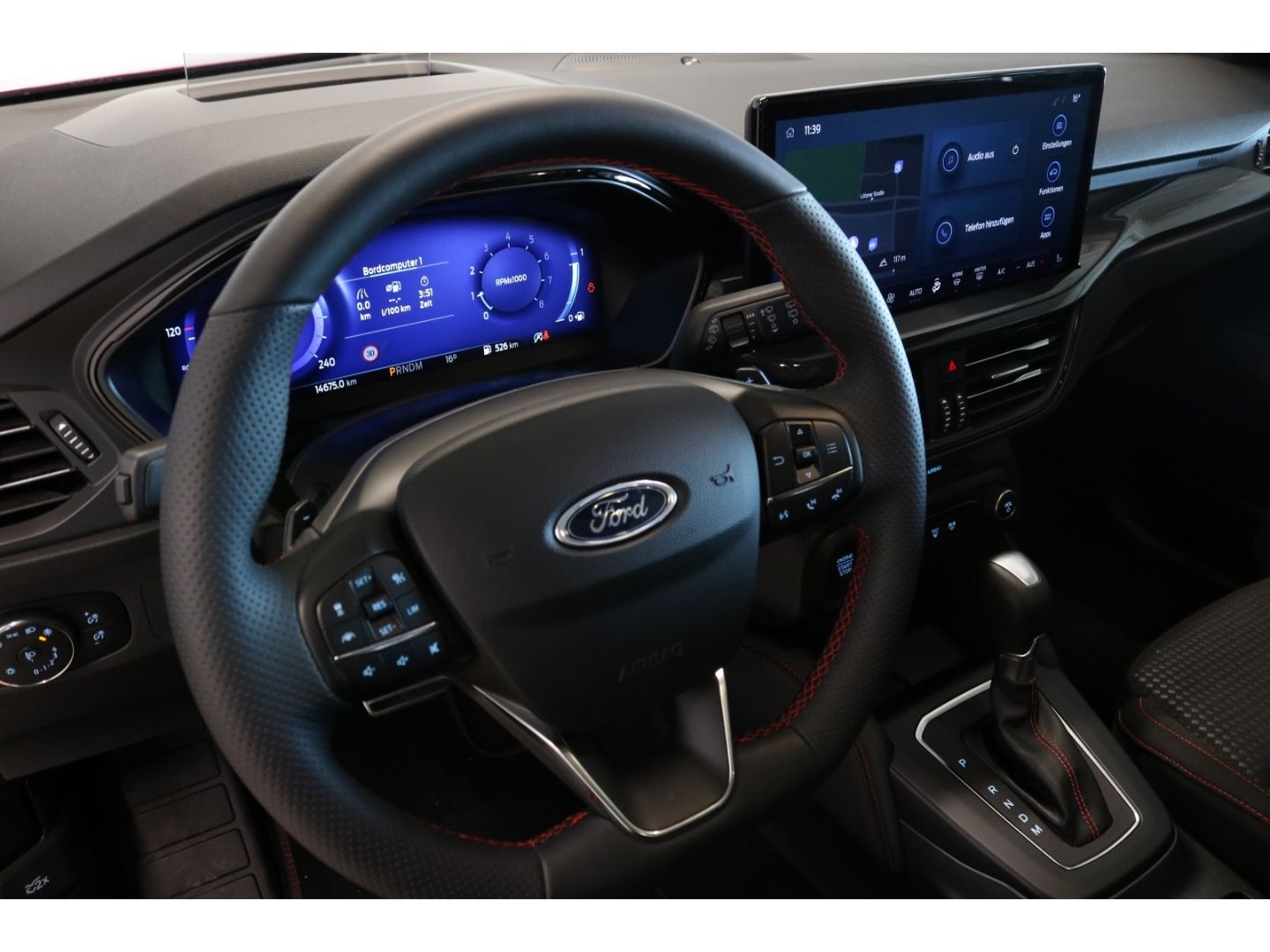 Fahrzeugabbildung Ford Focus Turnier ST-Line X 1.0 EcoBoost Mild-Hybrid