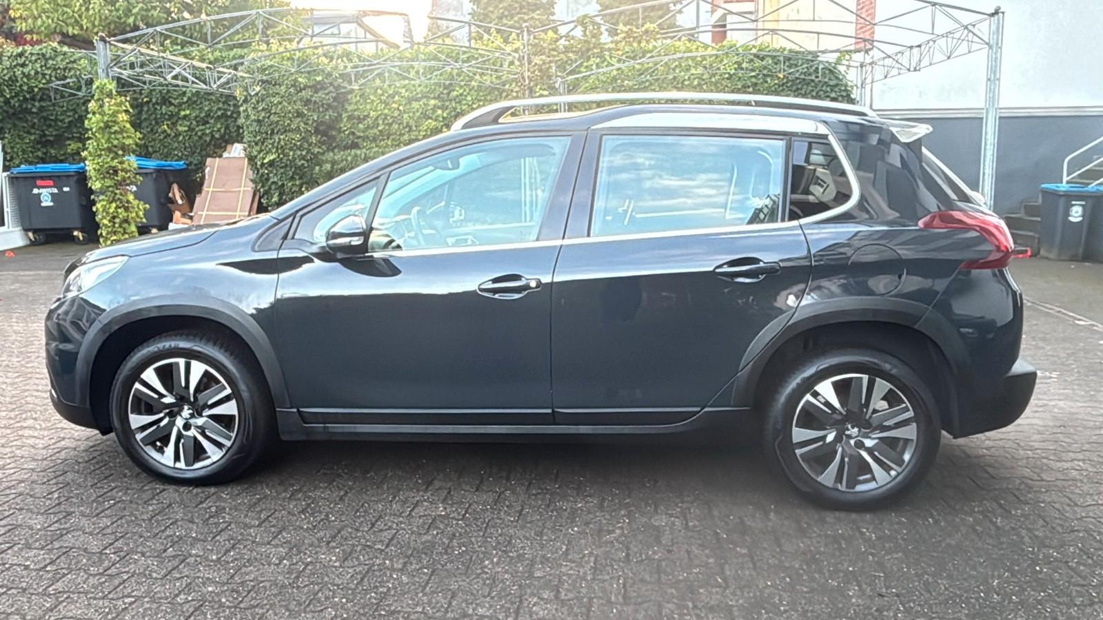 Peugeot 2008 Allure *1.2Benzin* *Automatik*