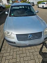 Volkswagen VW Passat Kombi 2.0 Automatik -gebraucht- - Volkswagen Passat aus 2002: Kombi