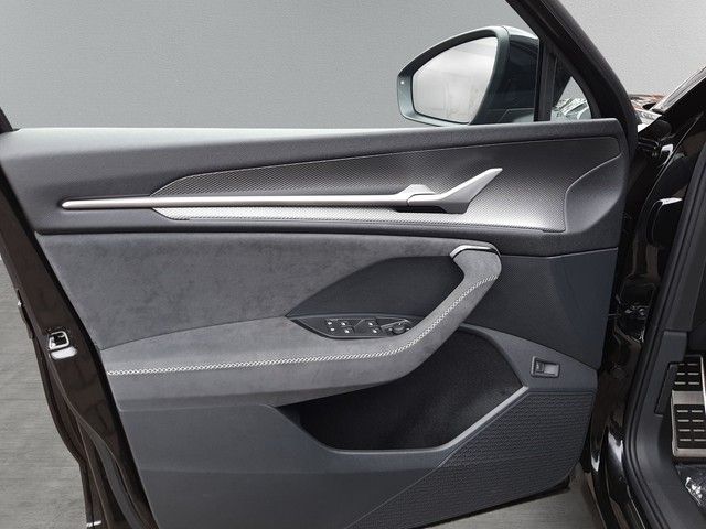 Fahrzeugabbildung Skoda Kodiaq Sportline 2.0TDI 4x4 StdHz AHK Matrix