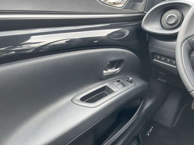 Toyota Aygo X 1.0 Business Edition *ACC*CAM*DAB*SHZ*TEL