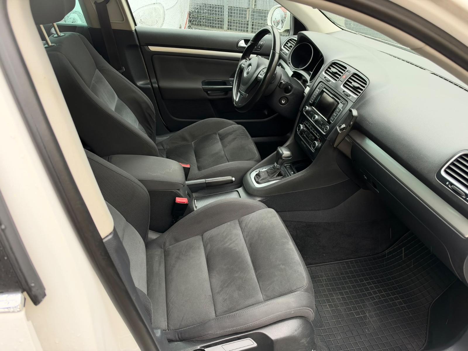 Volkswagen Golf 2010 — photo 7