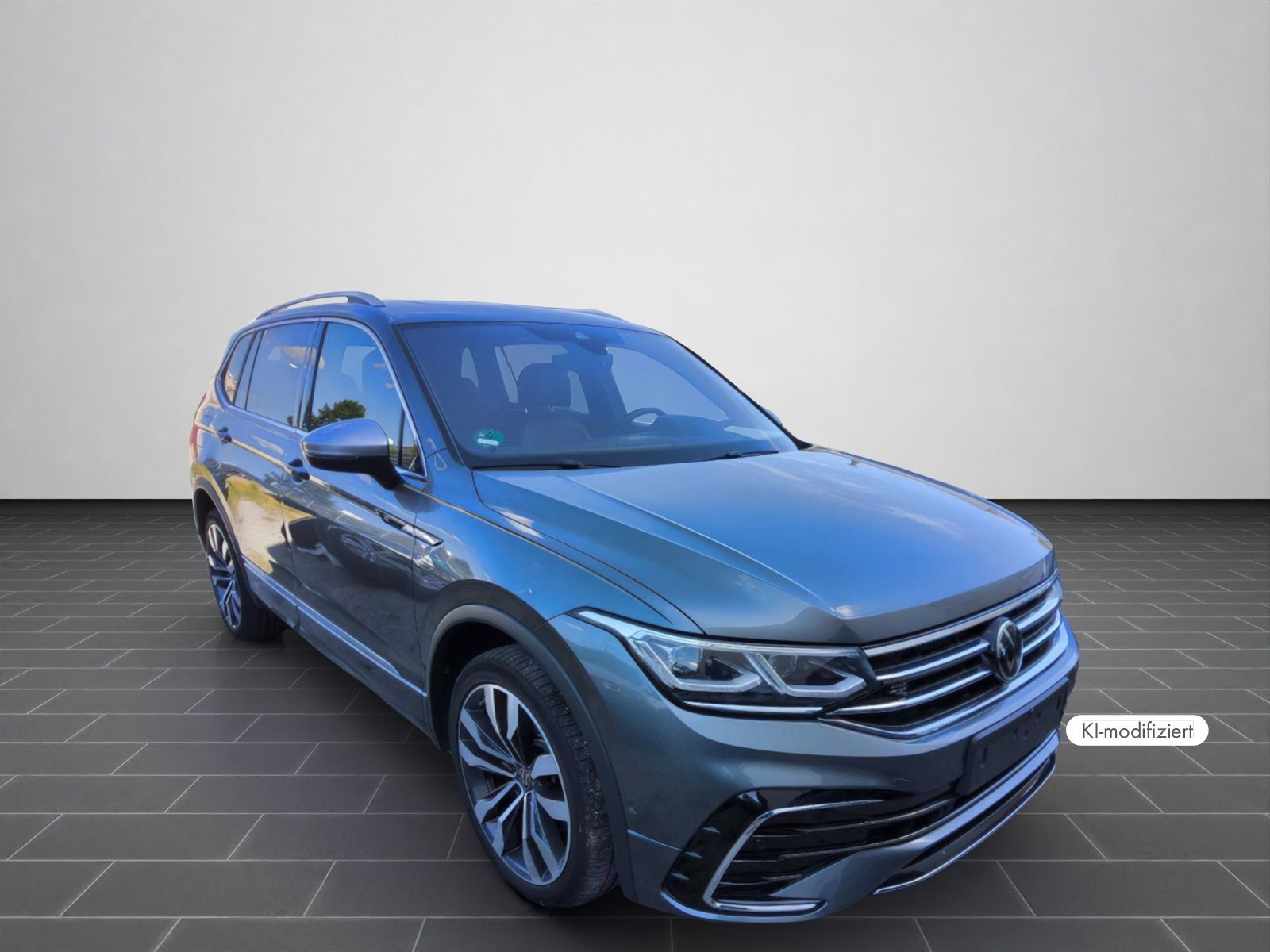 Volkswagen Tiguan Allspace R-Line 2,0 TDI 4MOTION DSG 7-S foto 2