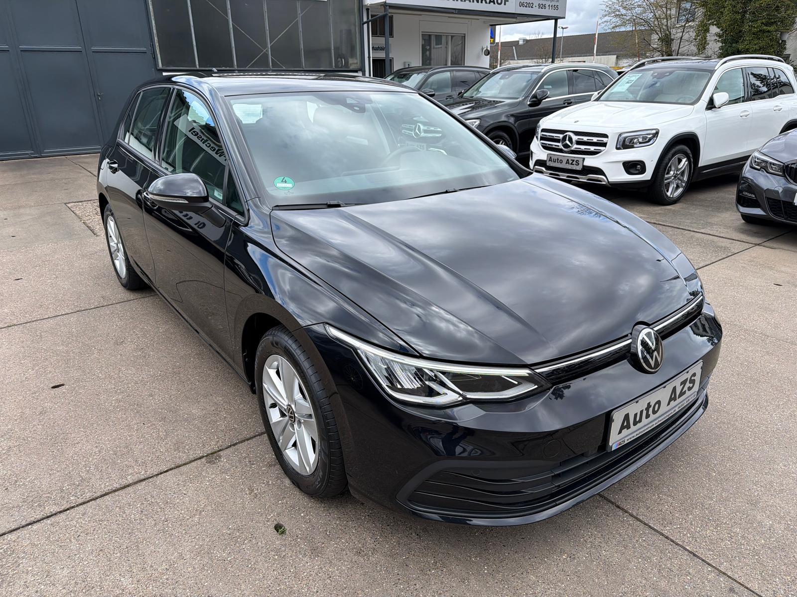 Volkswagen Golf Life/1.Hd/AMBIENTE/NAV/SITZHEIZUNG/AHK/PDC