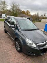 Opel zafira 2010 . Motor 2.2 - Opel Zafira: Motor