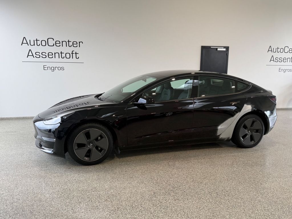 Image of Tesla Model 3