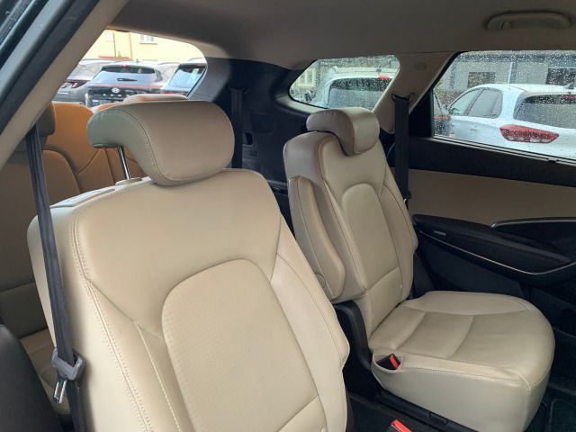 Fahrzeugabbildung Hyundai GRAND SANTA FE 2.2 CRDI Premium 4WD 6 Sitzer