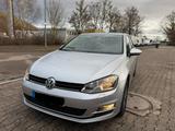 Volkswagen Golf 7 Allstar 1.2 TSI / Scheckheft / Ins. / TÜV - Gebrauchtwagen in Stuttgart bis 10.000 Euro