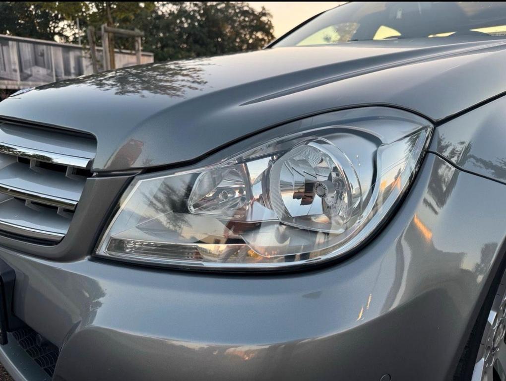 Mercedes-Benz C 180
