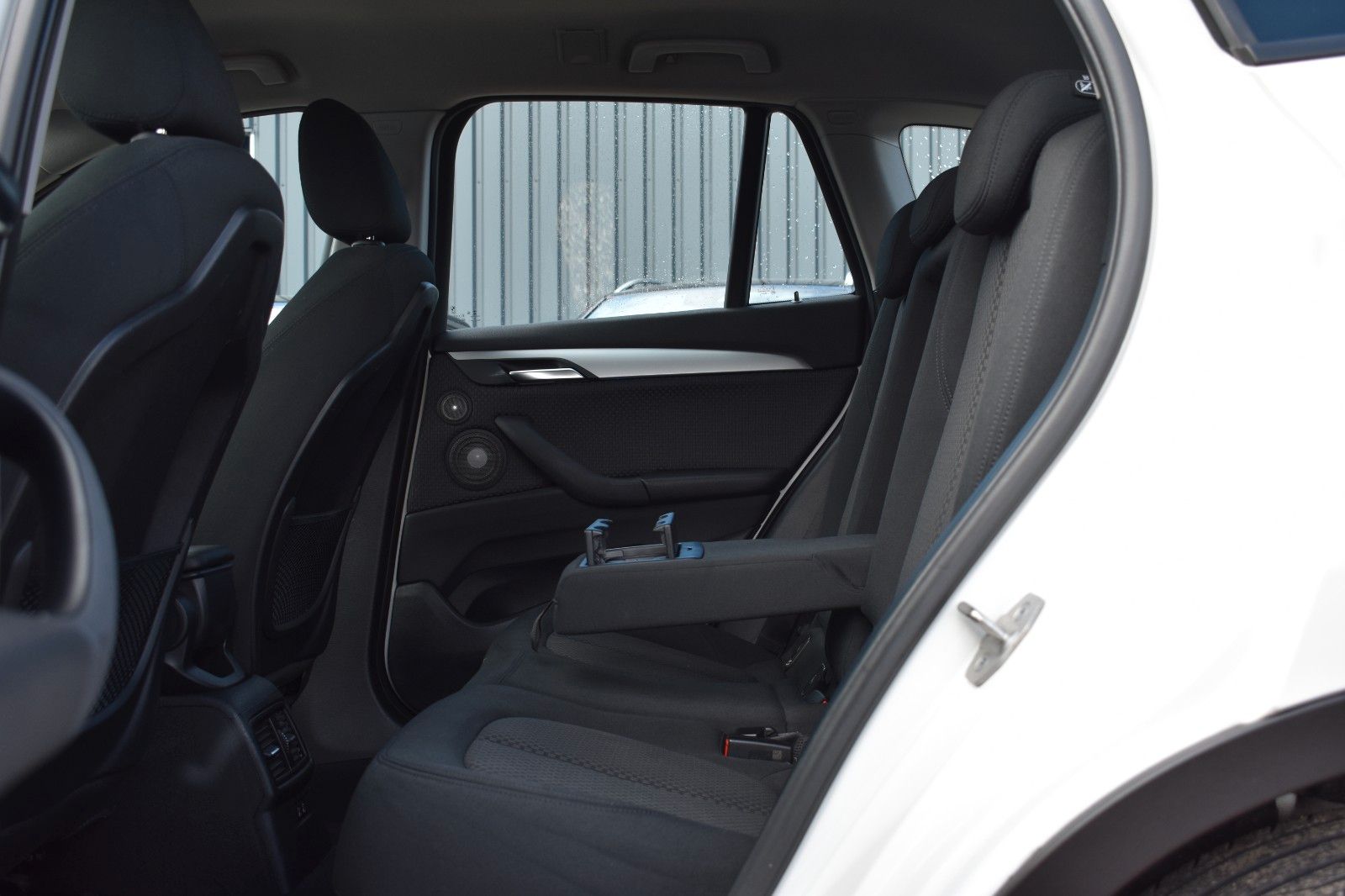 Fahrzeugabbildung BMW X1 xDrive 20 d Advantage AHK H&K